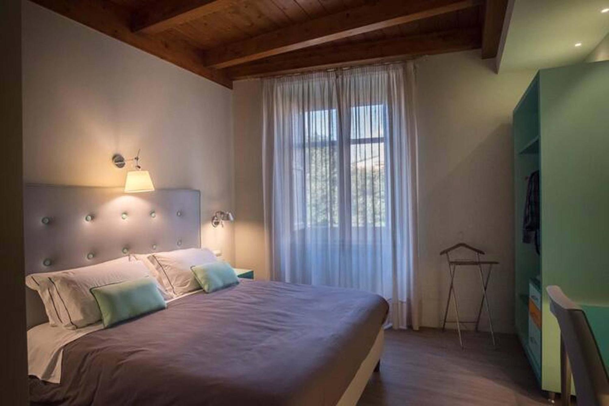 Amore Rentals - Appartamento Felice Sorrento Bagian luar foto