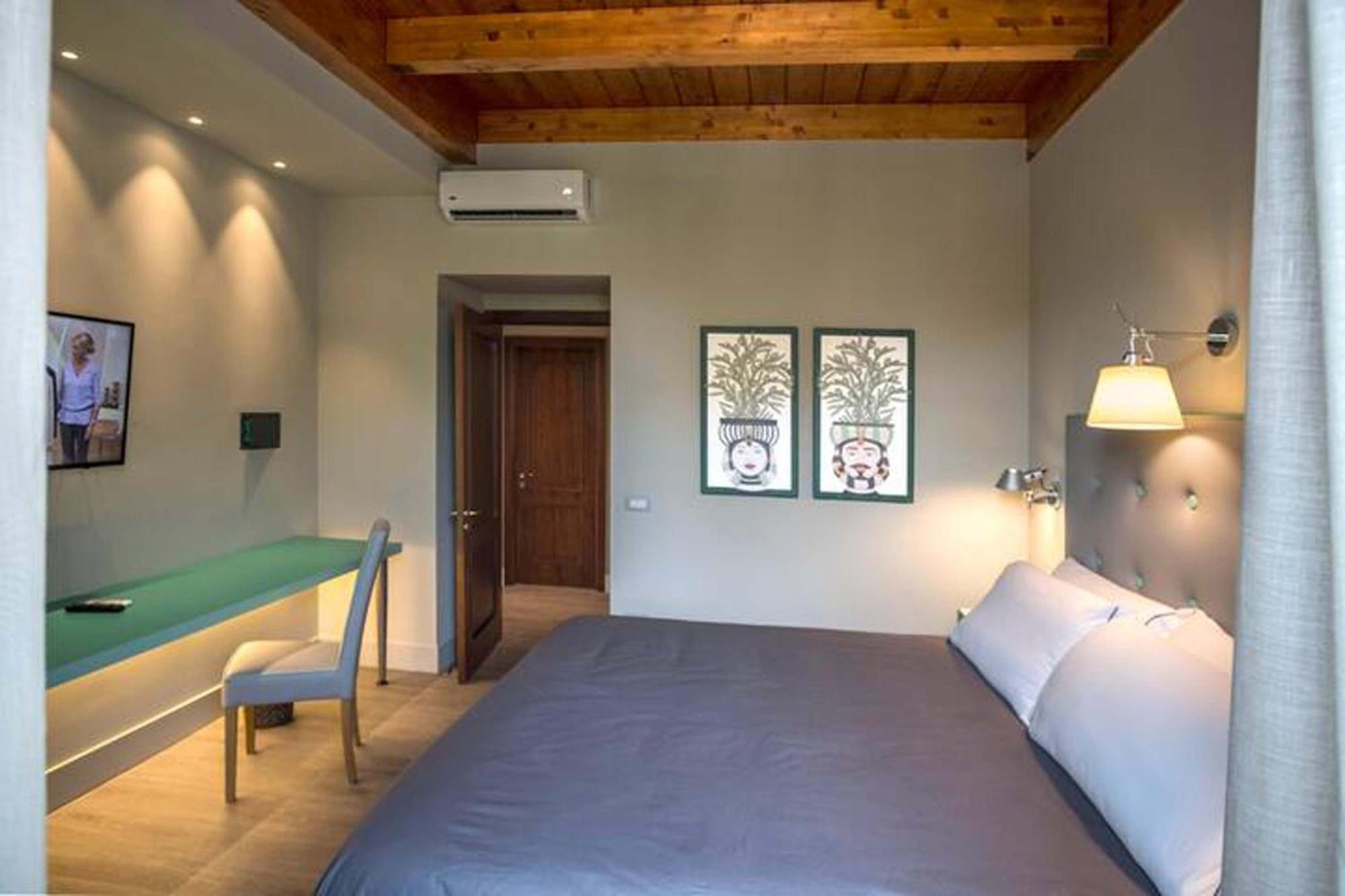 Amore Rentals - Appartamento Felice Sorrento Bagian luar foto